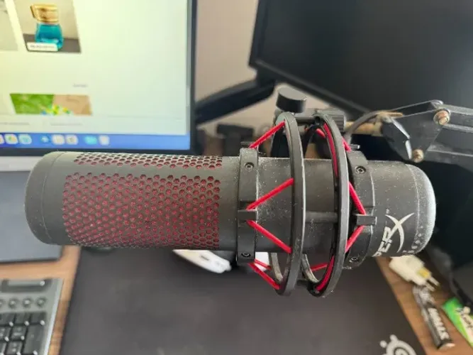 Microfone Condensador USB HyperX QuadCast
