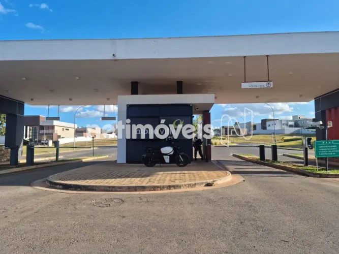 Lote à Venda no Prestigiado Residencial Alphaville 2