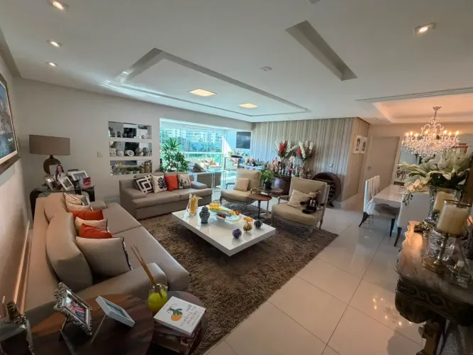 Apartamento com 3 suítes à venda, 195m² - Le Parc