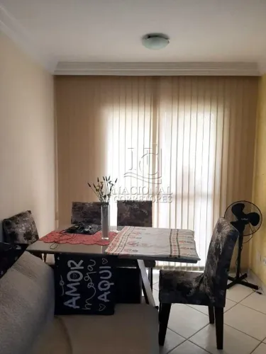 Apartamento com 3 dormitórios à venda, 69 m² por R$ 360.000,00 - Jardim do Estádio - Santo