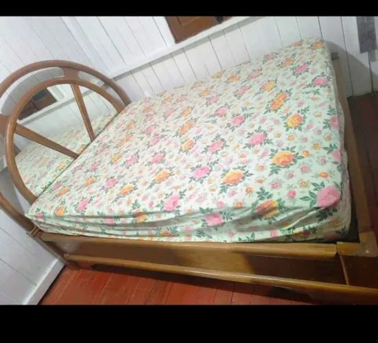 Cama madeira