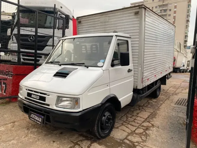 Iveco Daily Chassi 35.1 16v0 2.8 103cv Diesel Mec. 2P 2004