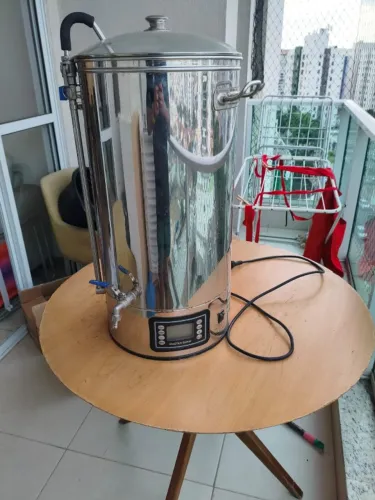 CERVEJEIRA ELÉTRICA AUTOMATIZADA COM MEMORIA PARA RECEITAS 
