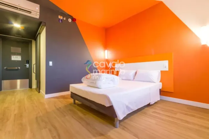 Flat mobiliado à venda no Hotel Ibis Budget com 1 quarto e 1 vaga, 24m² - Vila do Golf.