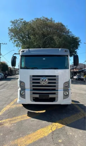Volkswagen Constellation 2016