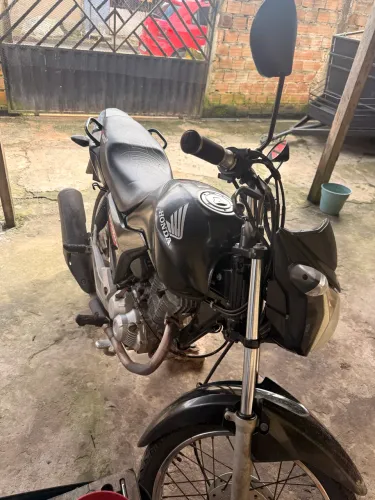Vendo Start 160 Novíssima (AC CARTÃO)