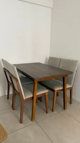 Conjunto Mesa + Cadeiras