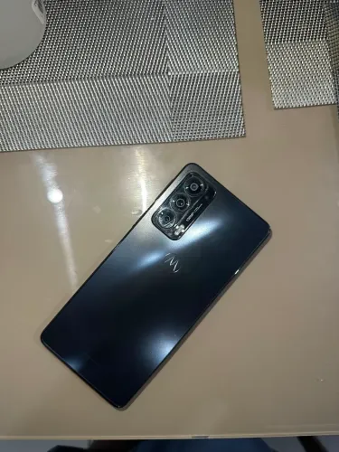 Motorola edge 20 