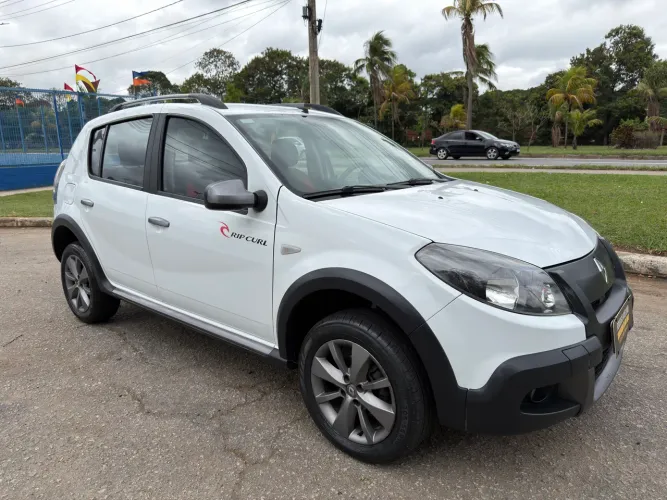 Renault Sandero Stepway Hi-f. R. Curl 1.6 16V 5P 2012