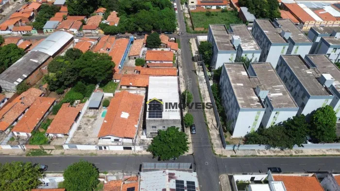 Prédio Comercial à Venda no Bairro Macaúba ao Lado do Condomínio Hebrom