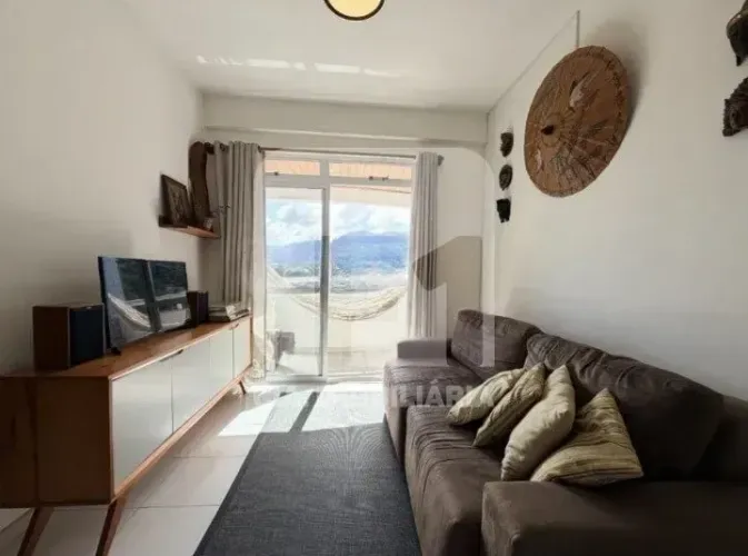 Apartamento de 2 dormitórios no Córrego Grande