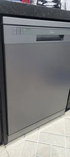 Vende-se lava louça semi nova midea 