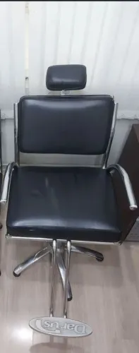 Cadeira de Salão de Cabeleireira usada