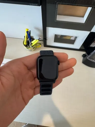 Apple Watch Se (2ª Geração) Gps 40 Mm- Pulseira Loop Esportiva
