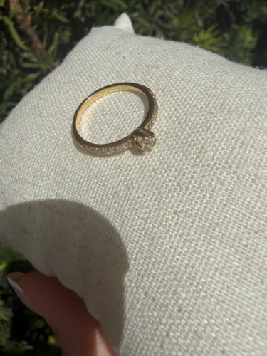 Aliança de ouro com brilhantes