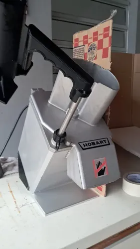 Processador de alimentos Industrial Hobart FP100