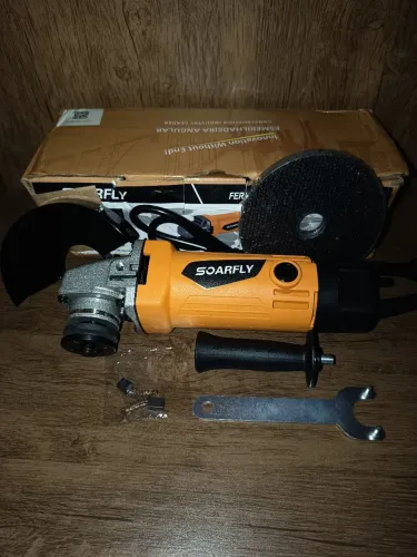 ESMERILHADEIRA ANGULAR, 950w, 11000rpm + 10 DISCOS DE CORTE, PUNHO, PROTETOR , CHAVE DE AP