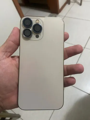 iPhone 13 Pro Max Dourado impecável