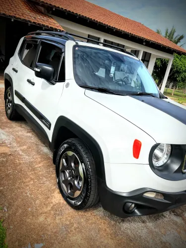 Jeep Renegade Sport 2.0 4X4 TB Diesel Aut. 2016