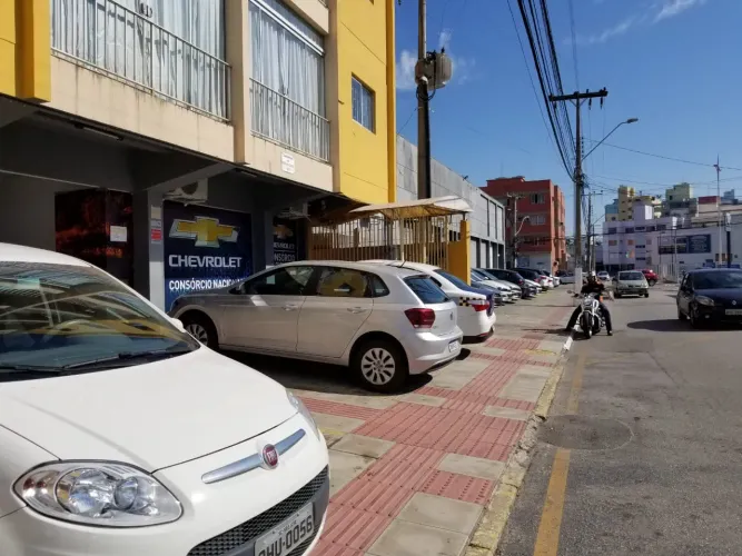 Loja térrea no Kobrasol Campinas São José/SC