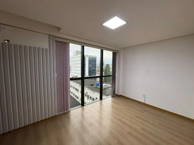 SALA COMERCIAL VENDA / LOCAÇÃO - CENTRO - CANOAS / RS