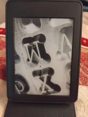 Amazon Kindle 10ª Geração com Iluminação Embutida ? 8GB Preto
