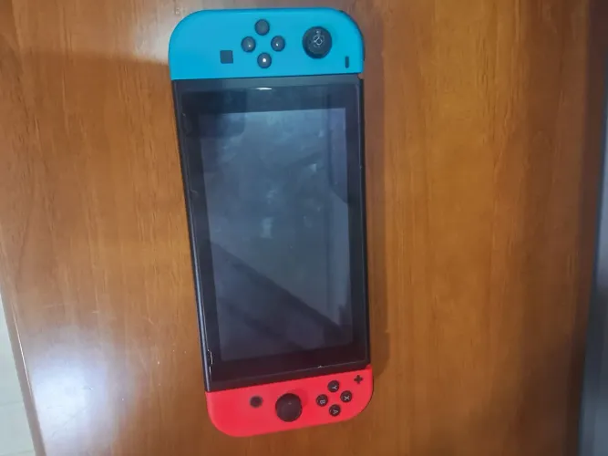 NINTENDO SWITCH V2