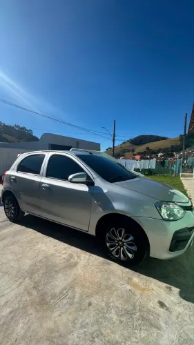 Toyota Etios X 1.3 Flex 16V 5P Mec. 2018