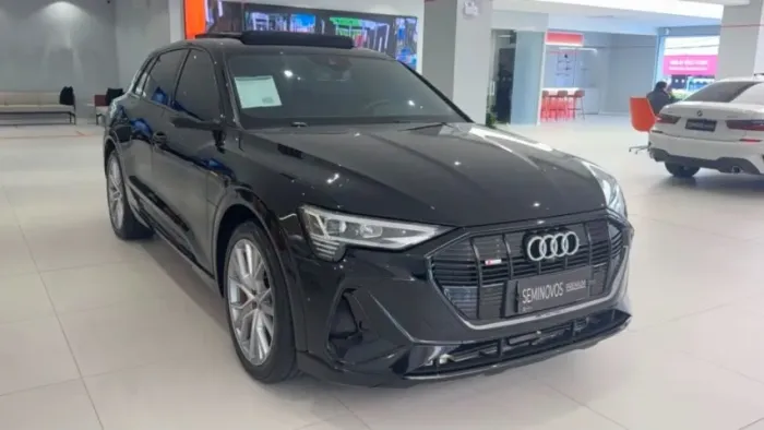 Audi E-Tron Performa. Black Aut. (elétrico) 2020