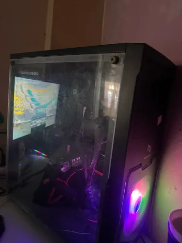 PC Gamer | Ryzen 5 5500 | Rx580 | 16gb RAM