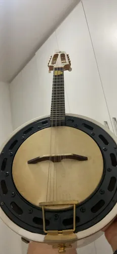 Vendo Banjo raro Luthier em madeira maciça