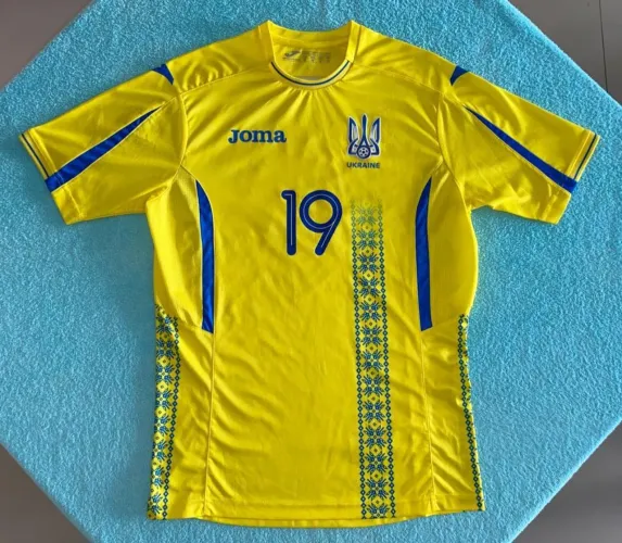 Camisa da Ucrânia