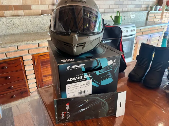 Kit Capacete , Jaqueta e Bota