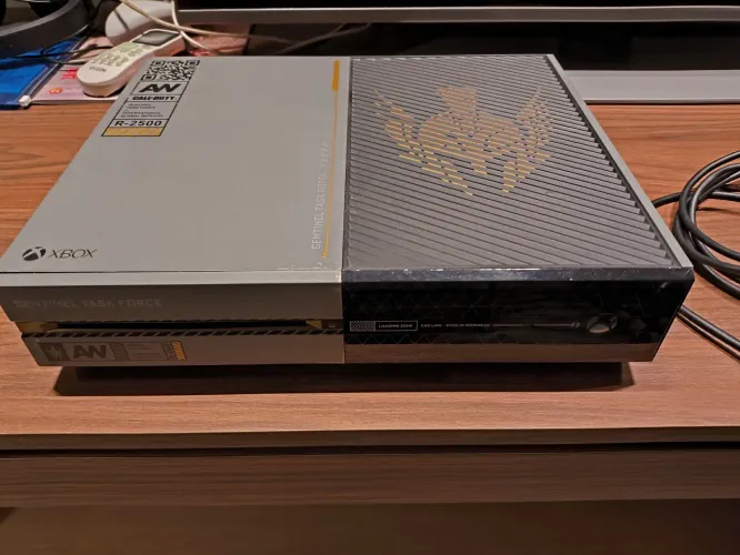 Xbox box one edição especial Adwanced warfare 