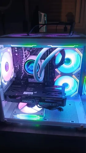 PC GAMER - Novíssimo - Comprado em Abril 26
