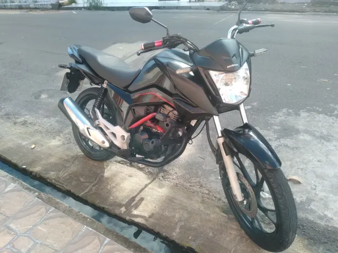 Moto titan 160 top leia a descrição