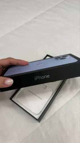 Caixa + cabo (iPhone 13 pro max)