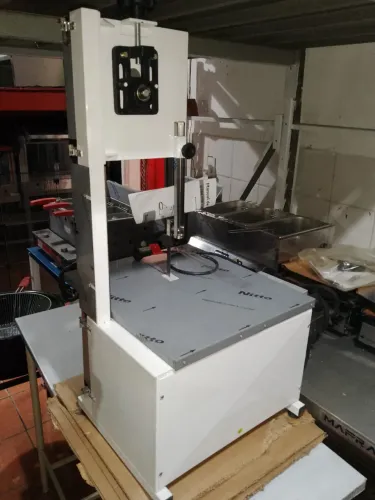 Serra de Mesa Semi-Inox 182