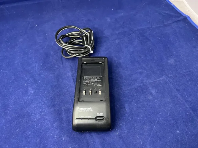 Carregador de Bateria Panasonic PV-A16 