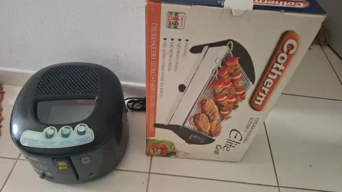Vendo fritadeira e grill