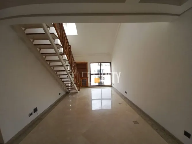 Espaço, piscina exclusiva, próximo ao melhor de Moema