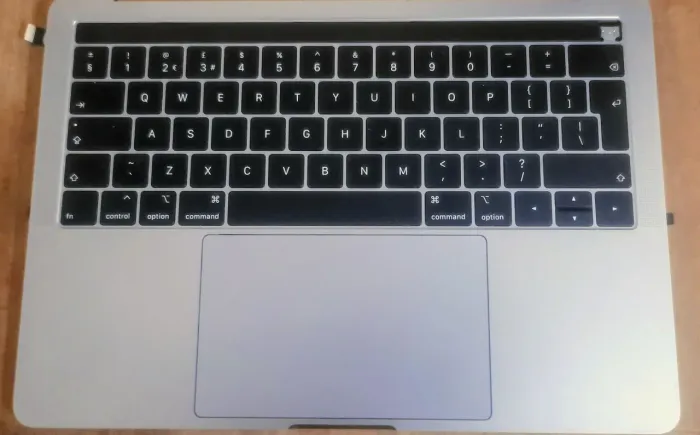 Macbook Pro Touch bar 2016 ( PEÇAS.  LEIA TODO ANUNCIO ATE O FIM)