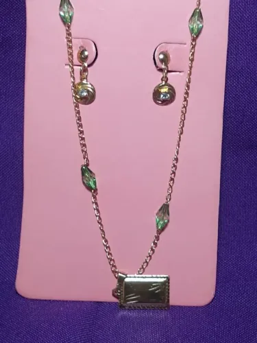 conjunto colar e brincos placa e espirais