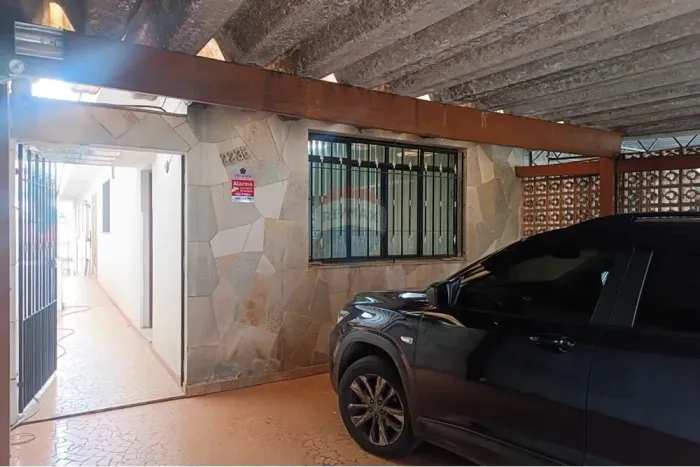 Casa Térrea à Venda  Vila Constança / ZN  Terreno 6x50  Ideal para Moradia ou Construção