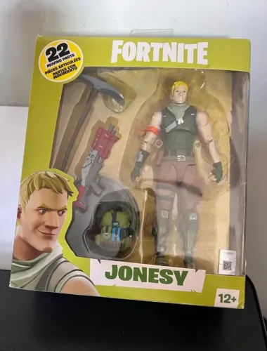 Boneco Action Figure McFarlane Toys - Jonesy Fortnite