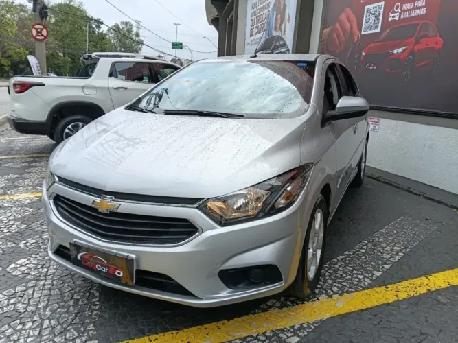 Chevrolet Onix Activ 1.4 8V Flex Aut. 4P 2019