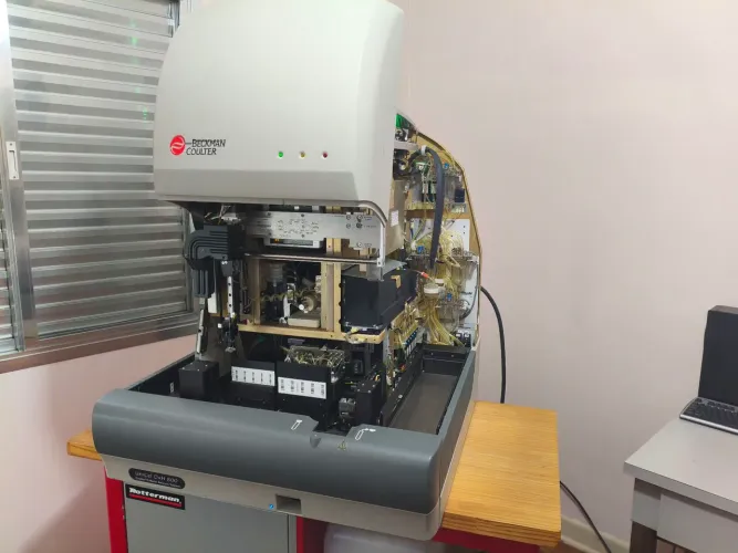 Analisador Hematológico Beckman Coulter DxH800