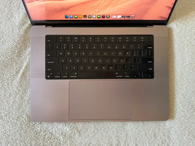 MacBook Pro 16 M1 Pro | 16 GB RAM | 512 GB SSD