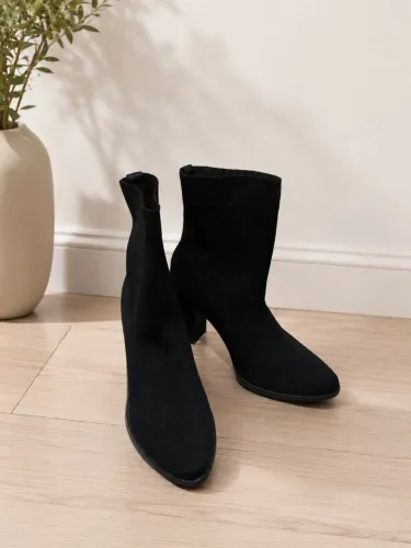 Bota Feminina TAM: 36 e 37