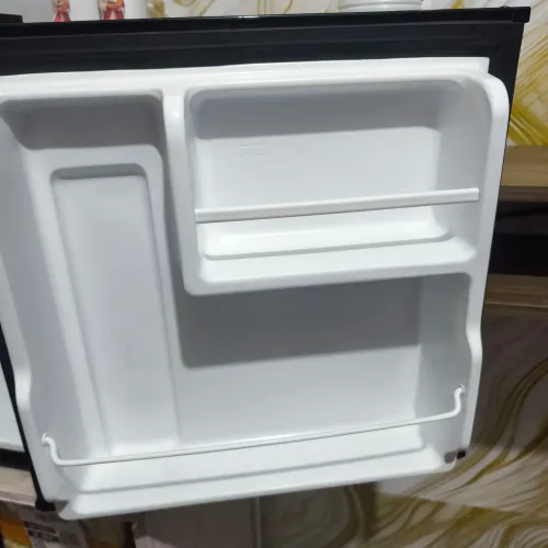 Frigobar semi novo 